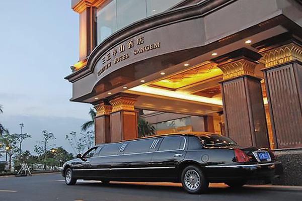 東莞三正半山酒店